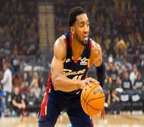 哈登22+10+4記三分，米切爾32分刷爆NBA紀錄，騎士屠龍破不勝魔咒