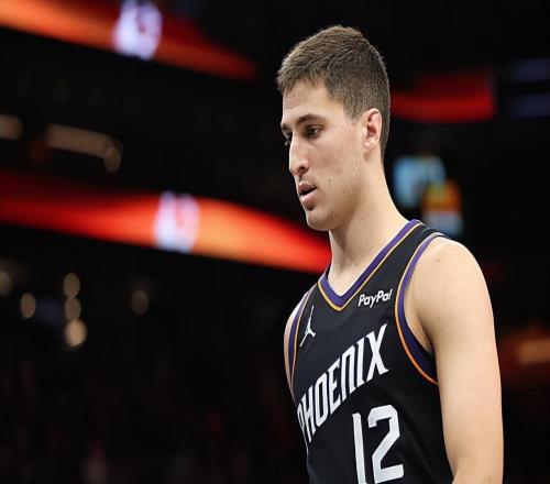 附加賽與常規(guī)賽相比判若兩人，太陽后場大將很難在季后賽得到重用