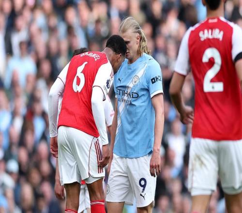 英超變天！阿森納奪冠概率跌至44%1個(gè)月狂跌近5成或3天后丟榜首