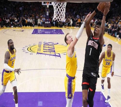 火箭隊(duì)阿門湯普森在被湖人隊(duì)盧克肯納德打爆后，承擔(dān)了責(zé)任