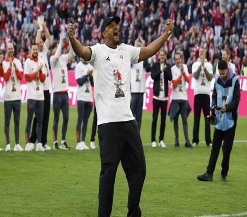 德甲沙拉盤到手，歐冠大耳朵在望：孔帕尼用人格魅力重塑拜仁