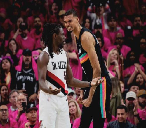 季后賽首秀35分！文班亞馬打破鄧肯紀(jì)錄！成為馬刺隊(duì)史第一人