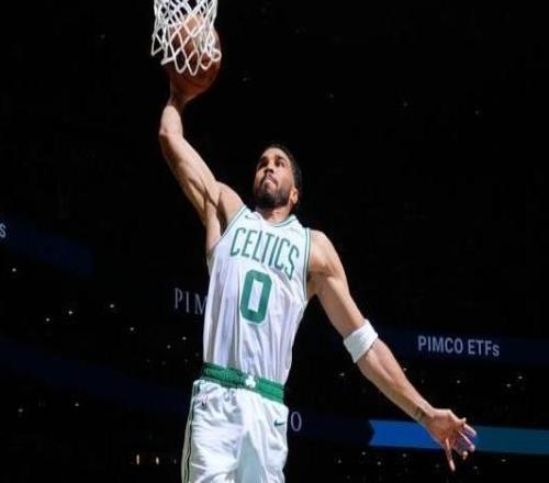 布朗塔圖姆合砍51分凱爾特人32分大勝76人