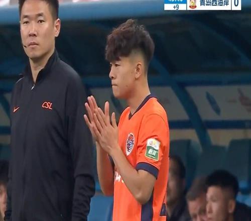 馬德興：鄺兆鐳在對抗中處于明顯下風，體能也需要加強