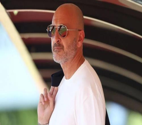 一名23歲邊衛(wèi)的轉(zhuǎn)會困局：意甲六強為何集體押注