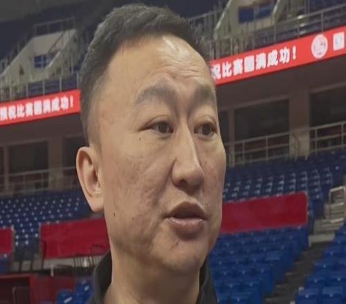 劉維偉：今晚主要讓新外援盡快適應，我“干不過”老前輩許利民