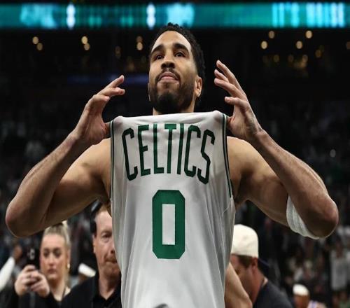 NBA季后賽首日：四場屠殺背后的產品邏輯