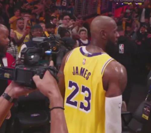 CCTV5直播！火湖G2大戰(zhàn)延續(xù)精彩，詹姆斯枕戈待旦，杜蘭特難復(fù)出