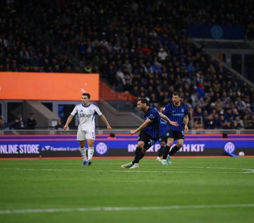 2射1傳！國米真核導(dǎo)驚天逆轉(zhuǎn)率隊(duì)晉級(jí)意杯決賽下賽季或繼續(xù)留隊(duì)