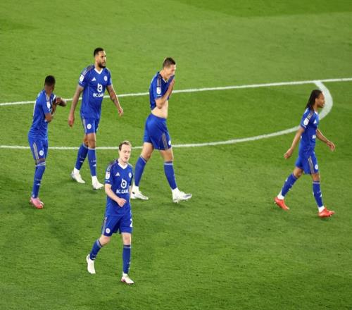 童話破碎！萊斯特城2連降，提前2輪跌入英甲，藍狐奇跡才過去10年