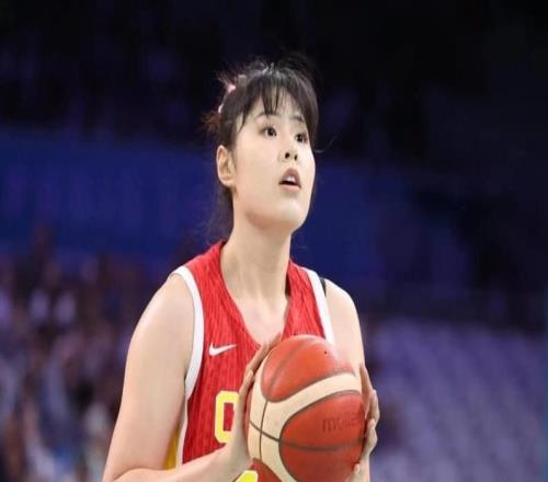 女籃疑似內(nèi)訌四大國手加盟海外聯(lián)賽：或為躲避宮魯鳴長期集訓(xùn)