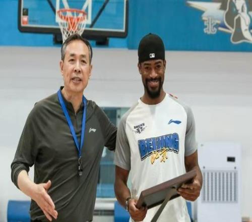 CBA北汽男籃成功為威廉姆斯注冊，貝利離隊