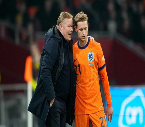 德容：我和科曼關(guān)系非常好，已經(jīng)不是普通的教練和球員關(guān)系了