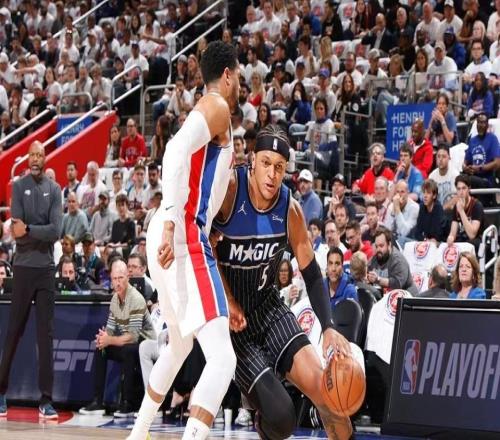 打瘋了！活塞狂轟303夢幻攻擊波杜倫遭一級惡意犯規(guī)打頭