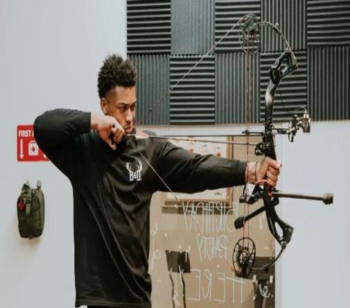 給文班剃頭的馬刺DJ，成為NBA最佳第六人