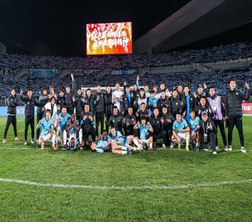 大連英博打鐵成功！頂級聯(lián)賽五連勝，大連足球倒退二十一年！