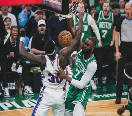 1比1平！20歲新秀狂砍30+10！NBA季后賽又一大冷門