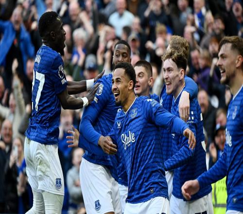 太妃糖客戰(zhàn)西漢姆，莫耶斯如何破局