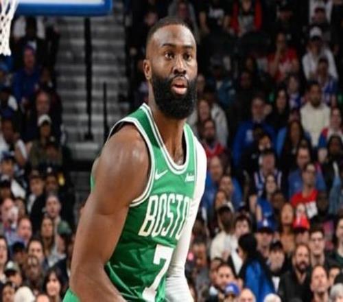 超越拉塞爾&帕里什！布朗季后賽生涯得分升至綠軍隊(duì)史第七位