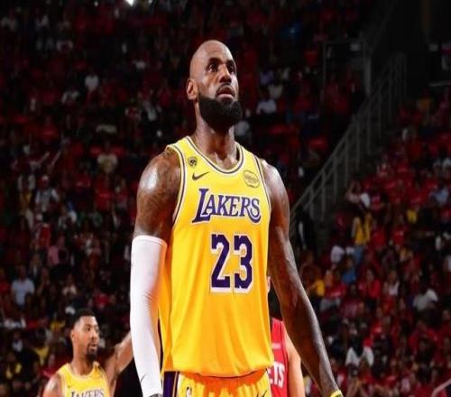 詹姆斯絕平三分，湖人不可思議的逆轉