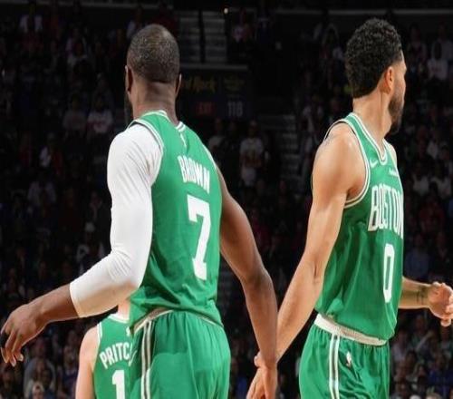 塔圖姆關鍵三分鎖定勝局！布朗：我在生死時刻永遠無條件相信他