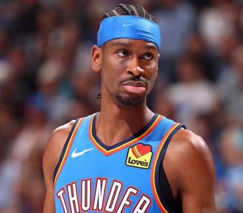 18中15轟42分！SGA創(chuàng)神級(jí)紀(jì)錄，衛(wèi)冕冠軍30勇奪賽點(diǎn)