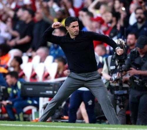 埃泽世界波刷爆英超纪录凤凰体育- 凤凰体