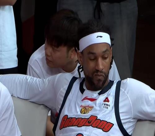 確認(rèn)不打了！廣東男籃主力內(nèi)線拒絕留隊(duì)，已與下家完成簽約！