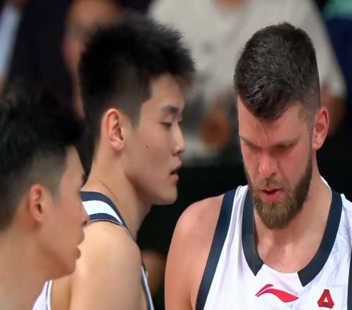 沒有職業道德廣東第一外援提前簽約下家，將盡快結束季后賽！