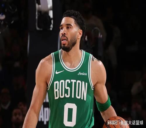 險勝！塔圖姆25+7立功，馬克西31+6布朗里程碑，湖人棄將6中5盡力