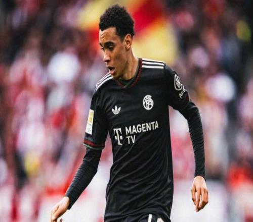 03到43！凱恩替補(bǔ)制勝進(jìn)球，拜仁逆轉(zhuǎn)美因茨，三天后死磕大巴黎