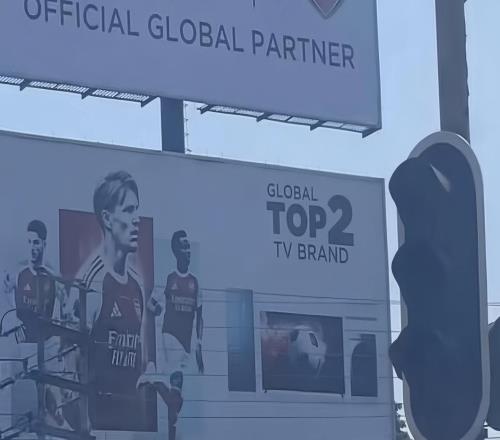 阿森納贊助商TCL稱自家電視銷量全球前二，球迷：這很搭呀