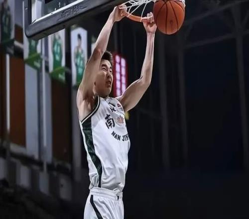 山東大漢場均20+6，榮膺本土得分王，合同到期，或回家鄉加盟山東