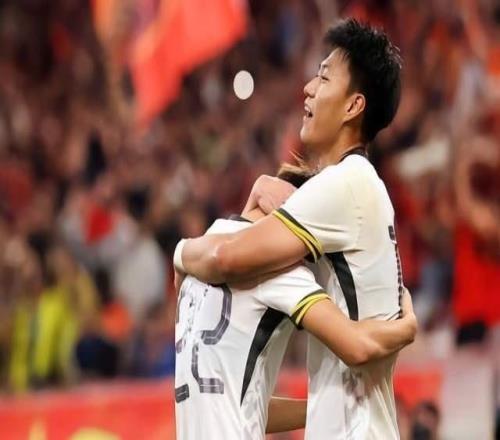 邵佳一今晚最大發(fā)現(xiàn)：20歲留洋回國前鋒1個月打進3球太驚艷