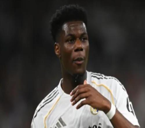 巴特：楚阿梅尼正是曼聯在后腰位置急需的人選，但買他很難