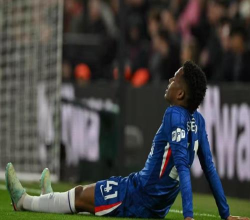 巴媒：埃斯特旺將回巴西進行保守治療，他已與切爾西達成協議