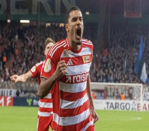 斯基拉：多特想要免簽柏林聯(lián)合中衛(wèi)多克希，雙方已經(jīng)開始談判