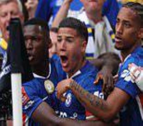 伍德沃德：19歲新星該首發(fā)戰(zhàn)南非，我在他身上看到威爾金森的影子