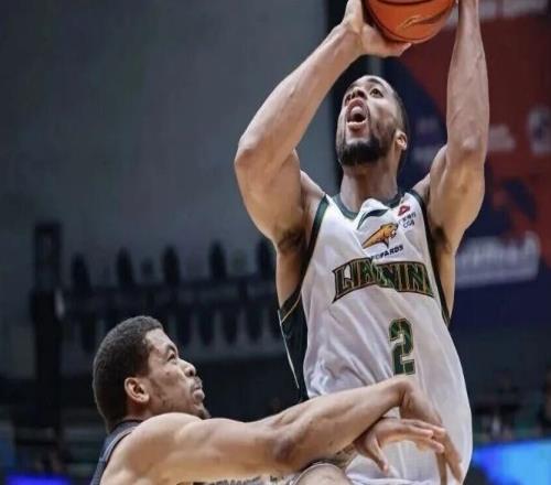 CBA季后賽！遼寧男籃vs山東男籃，賽前帶來遼寧男籃趙繼偉、萊迪、哈維以及山東男籃高詩巖最新消息