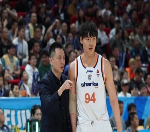 CBA第一爭冠熱門球隊！一年連拿三冠有望沖第4冠：比廣東北京還猛