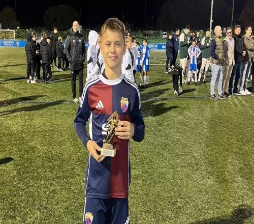 每體：巴薩簽下波蘭小將戈拉爾，他將加入U13梯隊