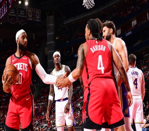 火箭成功鎖住詹姆斯！阿門爆發(fā)！系列賽扳回一城，是否有些晚了