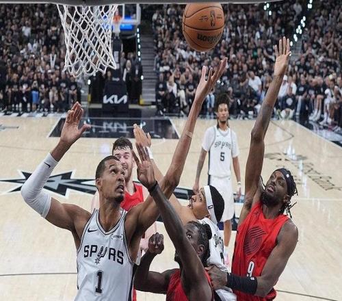 馬刺11495開(kāi)拓者總比分41晉級(jí)次輪