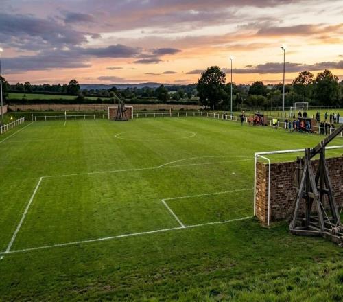 梗圖合集：巴黎拜仁帶來足球盛宴，明天馬競(jìng)槍手將是足球饑荒