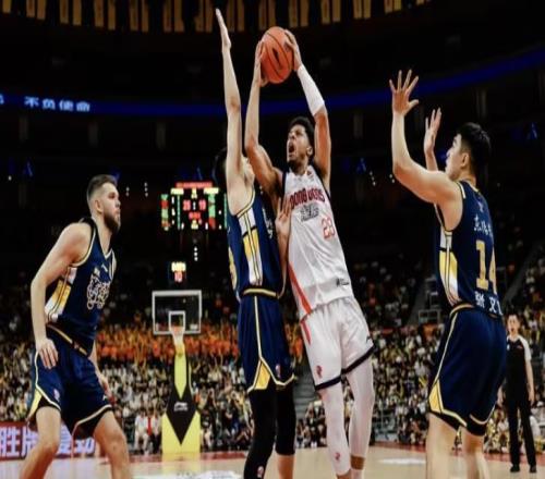 CBA季后賽首日，廣州、遼寧都能以下克上，杜鋒面臨下課危機(jī)