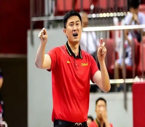 杜峰CBA執教名場面：那些極具爭議的逆天言論，每一句都引爆輿論