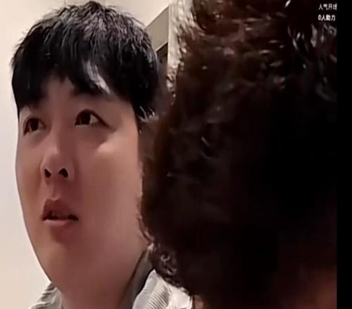廣東3消息！張明池力撐杜鋒，徐昕與朱芳雨暢談，外教有望頂上