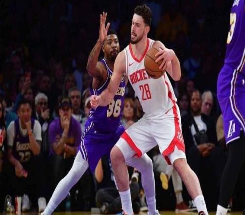 拒絕橫掃！申京放話施壓湖人：已摸透對(duì)手防守，回休斯頓準(zhǔn)備搶七