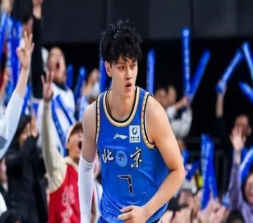 9376！CBA季后賽廣東首敗，末節218高潮扎眼