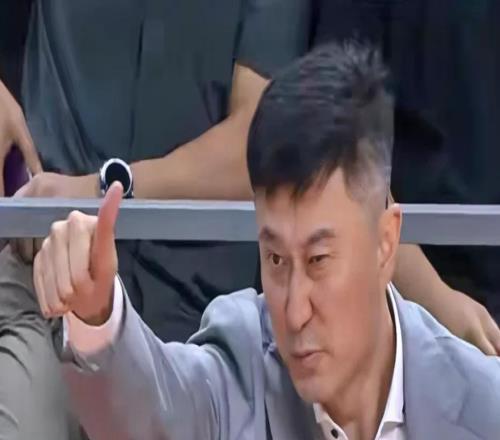 廣東男籃9080淘汰廣州，聽聽各界媒體專家怎么說，杜鋒一針見血